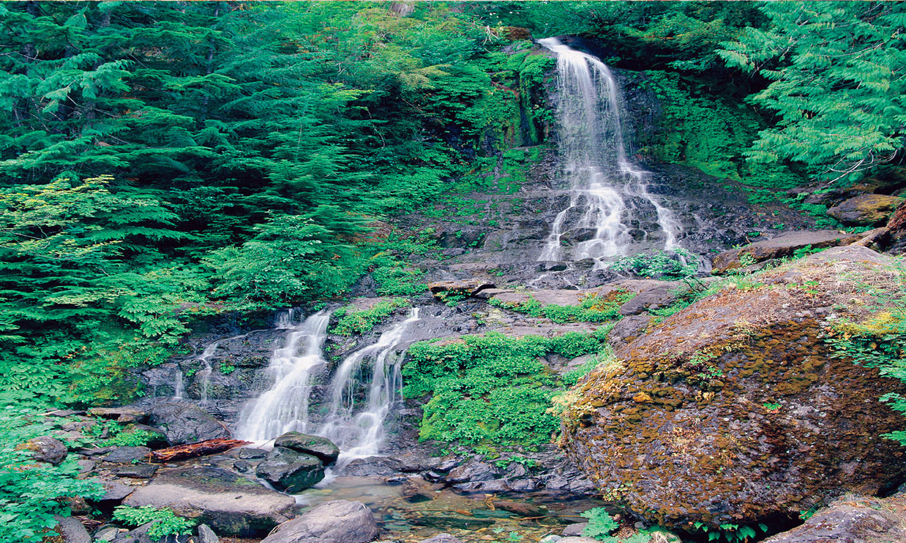100-waterfall.jpg